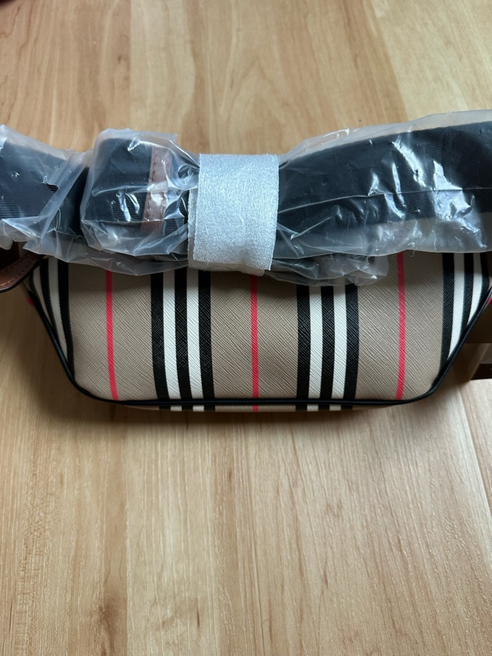 Burberry Leather Striped Belt Bag or Fanny Pack - Picture 3 of 7